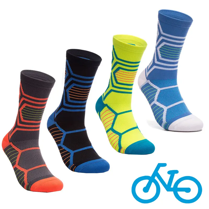 chaussettes de sport personnalisées avec la couleur, le logo et le texte de votre équipe. Le service de chaussettes de cyclisme personnalisées avec vos propres graphiques, logos de sponsors, texte de l'équipe 1