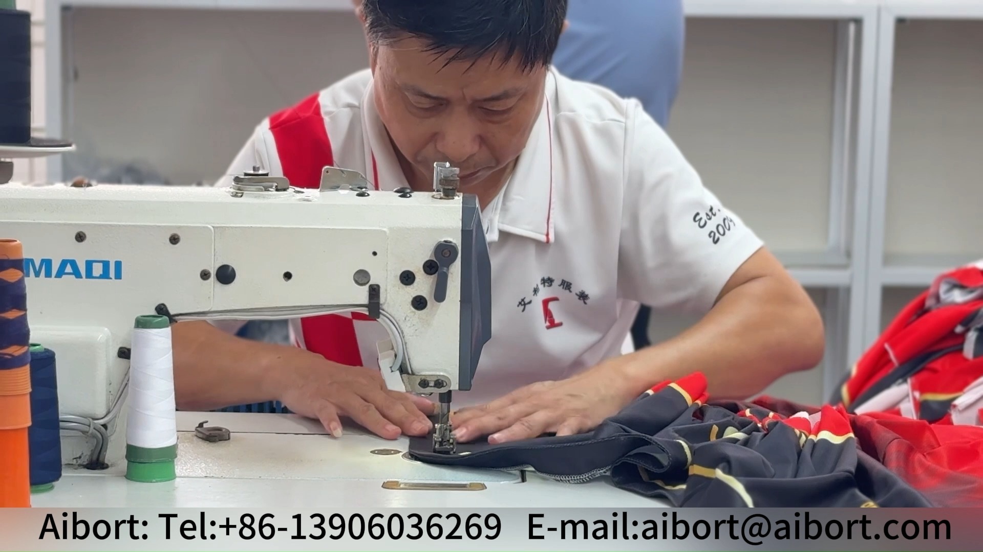 Derrière les coutures: Aibort Sewing Workshop en action | Processus de couture de vêtements de vêtements de sport personnalisé