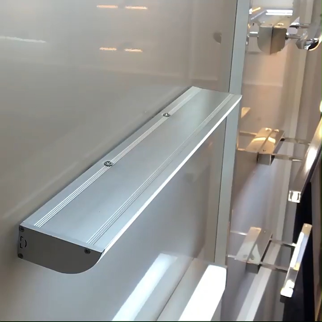 Hongsheng Hoshaem LED Mirror المصباح الأمامي مضاد للماء ضوء تمديد وتوسيع الحمام مكياج ملء الضوء 6W 8W IP44 مصنع مصباح الجدار 1