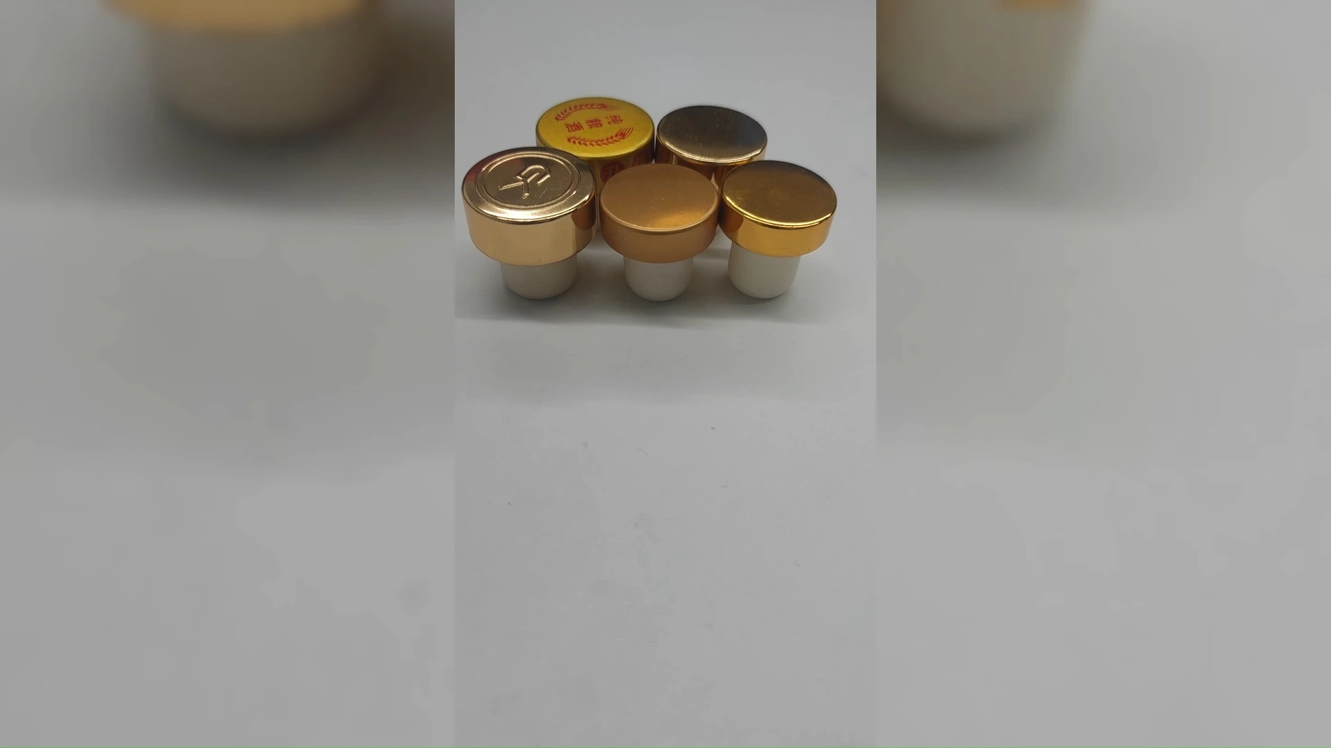 Tapón de vino en forma de T de corcho sintético con impresión de logotipo personalizado 1