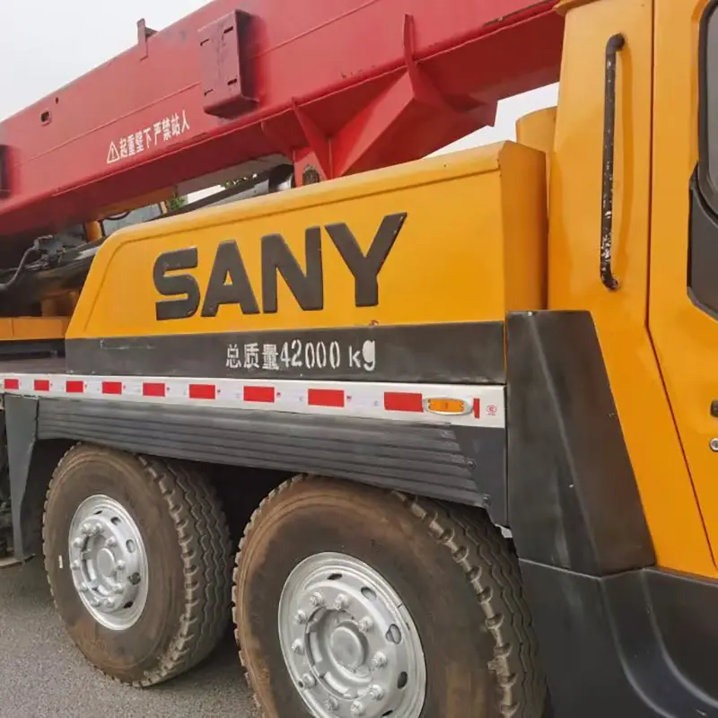 Used Crane Trucks on Sale 4