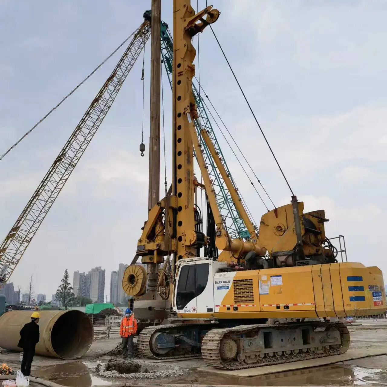 Bảng giá bán máy khoan quay chất lượng 2