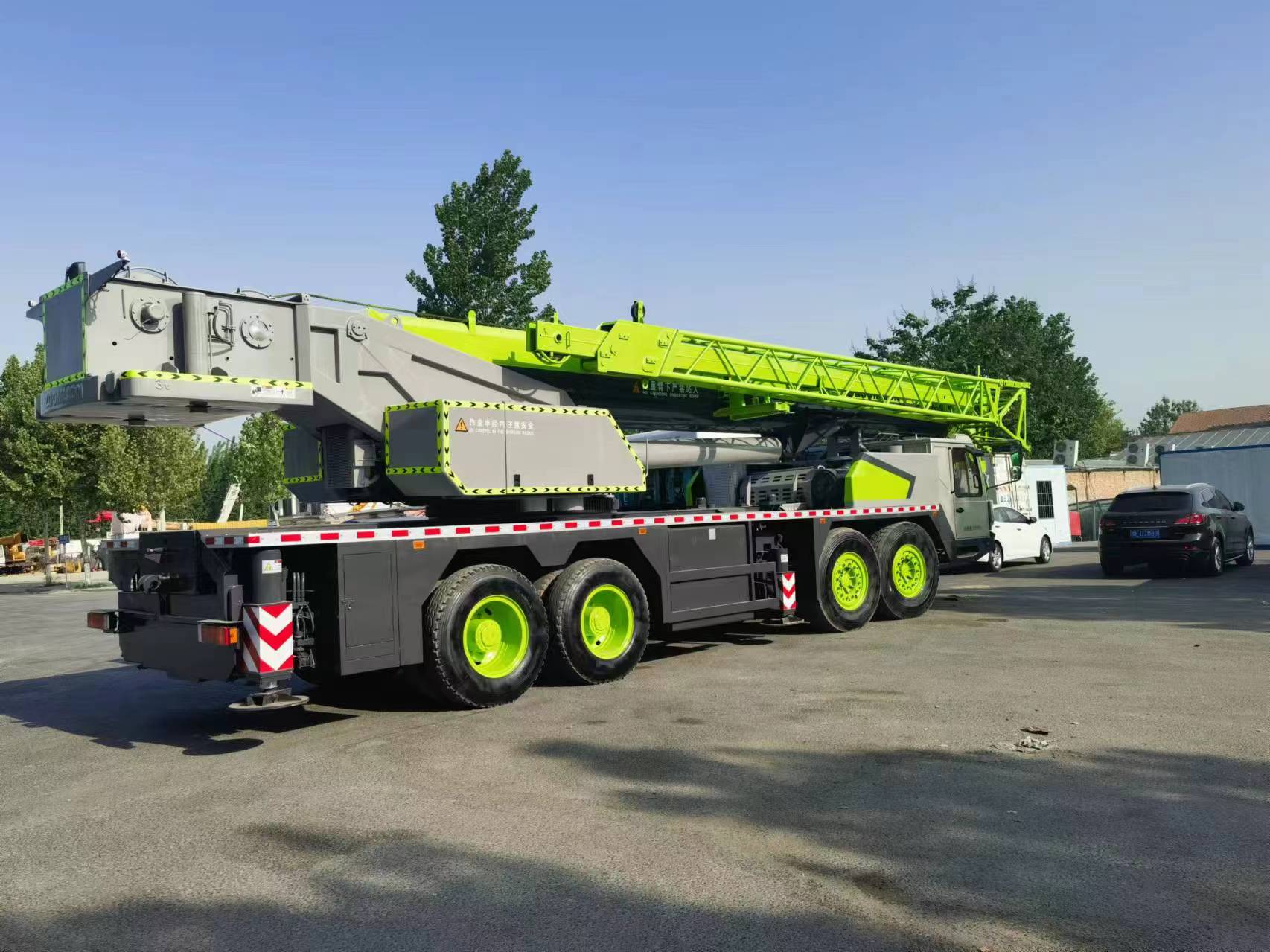 USED ZOOMLIOM 80T TRUCK CRANE FOR SALE 3