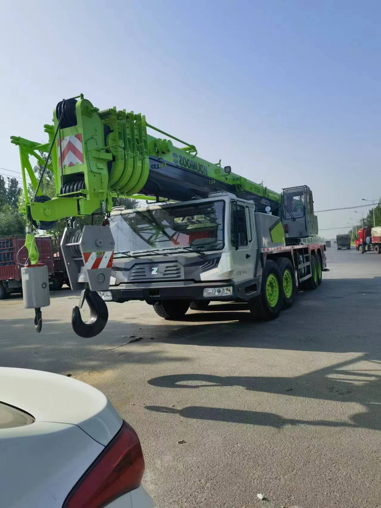 USED ZOOMLIOM 80T TRUCK CRANE FOR SALE 1