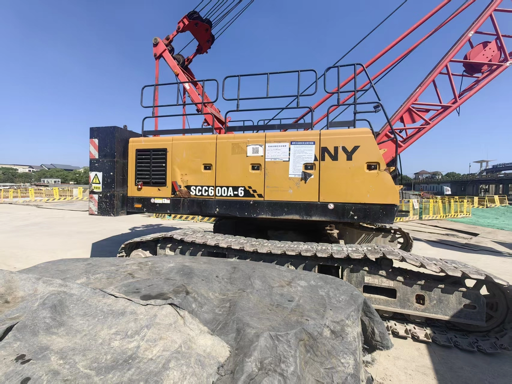 2021 SANY SCC600A-6 60-Ton Hydraulic Crawler Crane 1