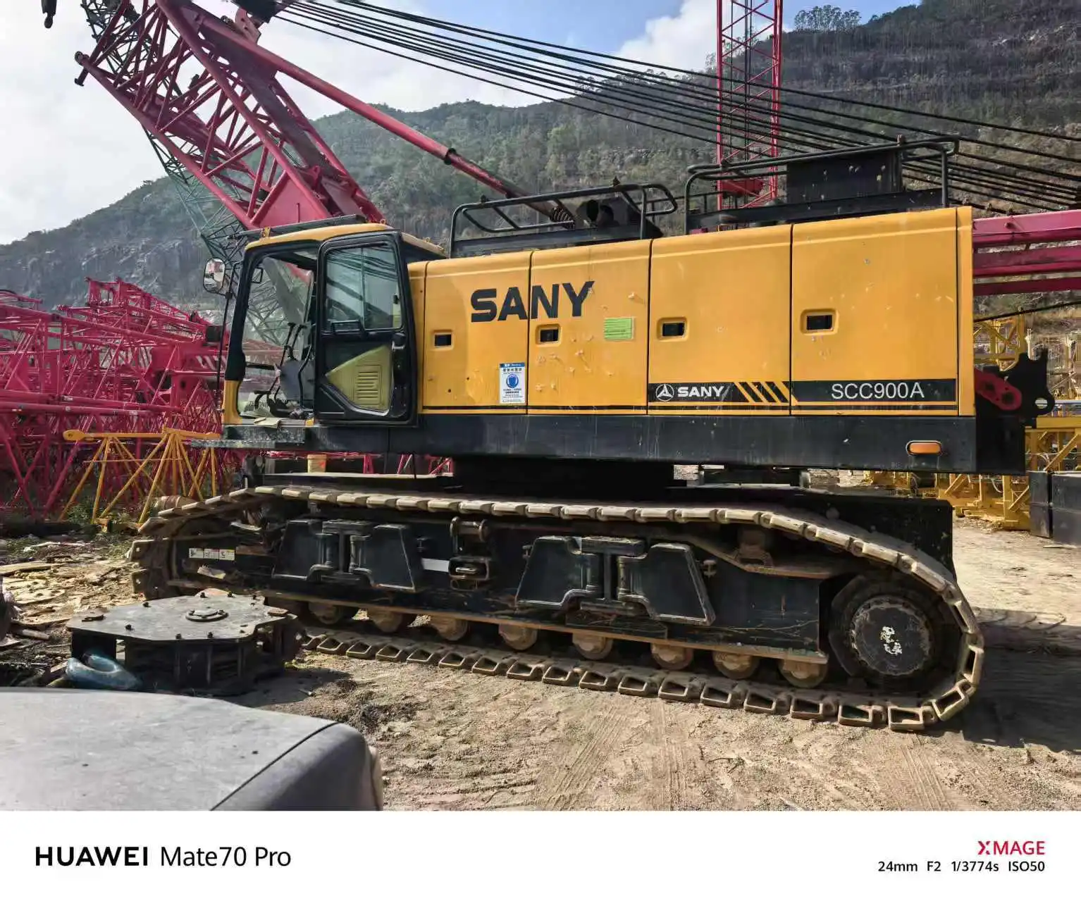 2020 SANY SCC900A 90-Ton Hydraulic Crawler Crane 1