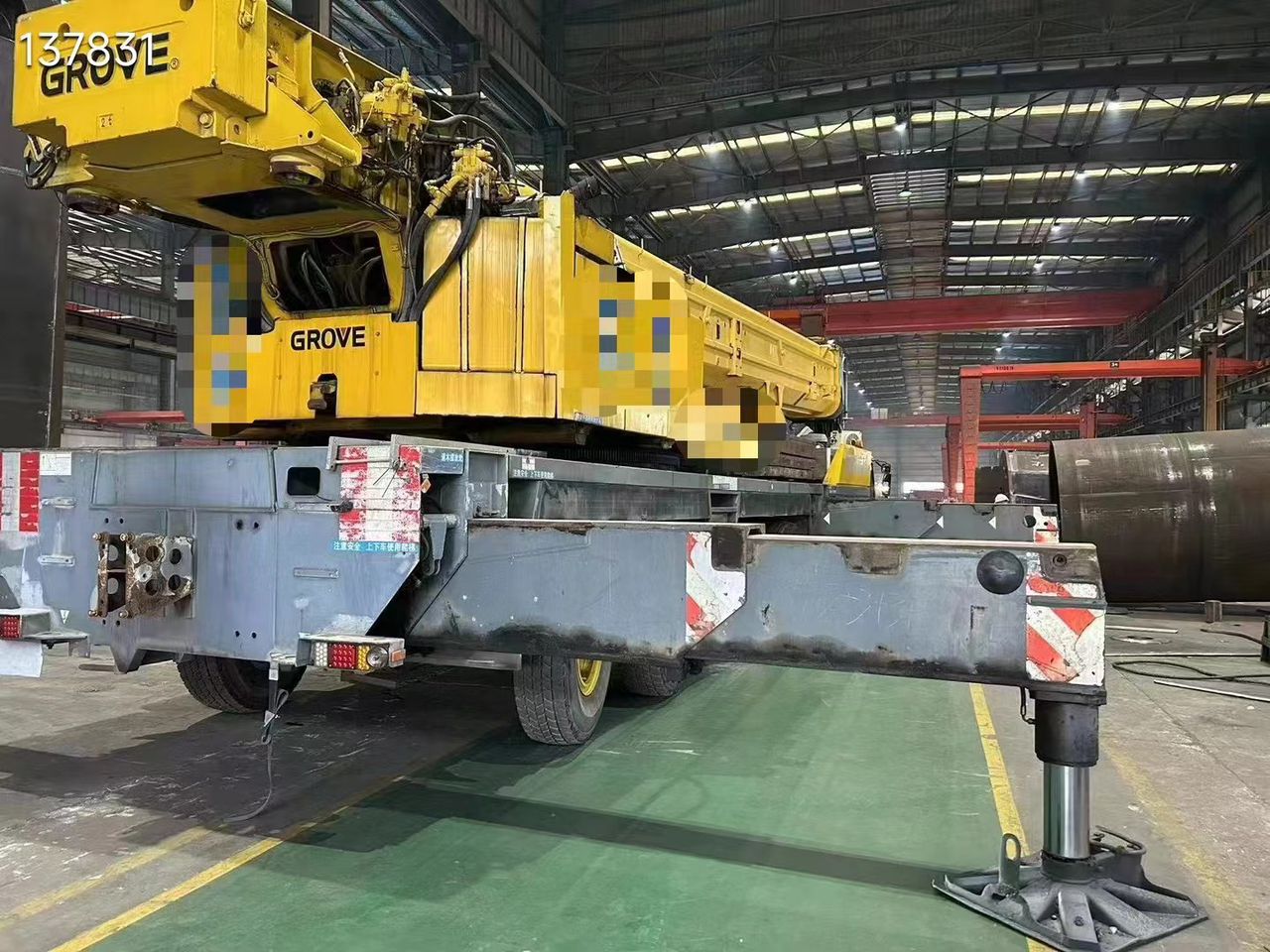 Grue Grove de 220 tonnes offrant une grande stabilité et des performances de sécurité élevées 5