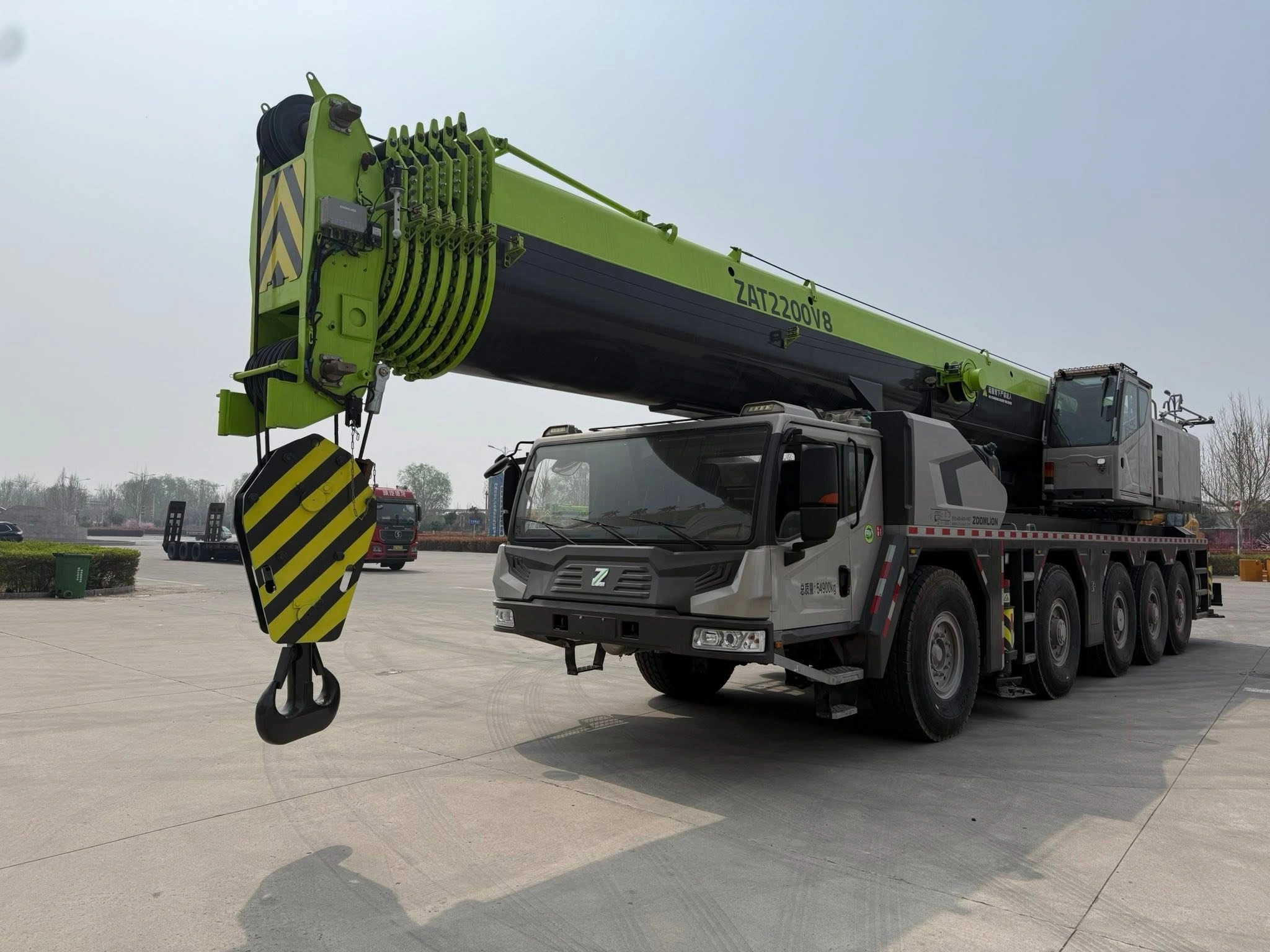 زوم‌لاین ZAT2200V8 | تحرک و پایداری برتر 1