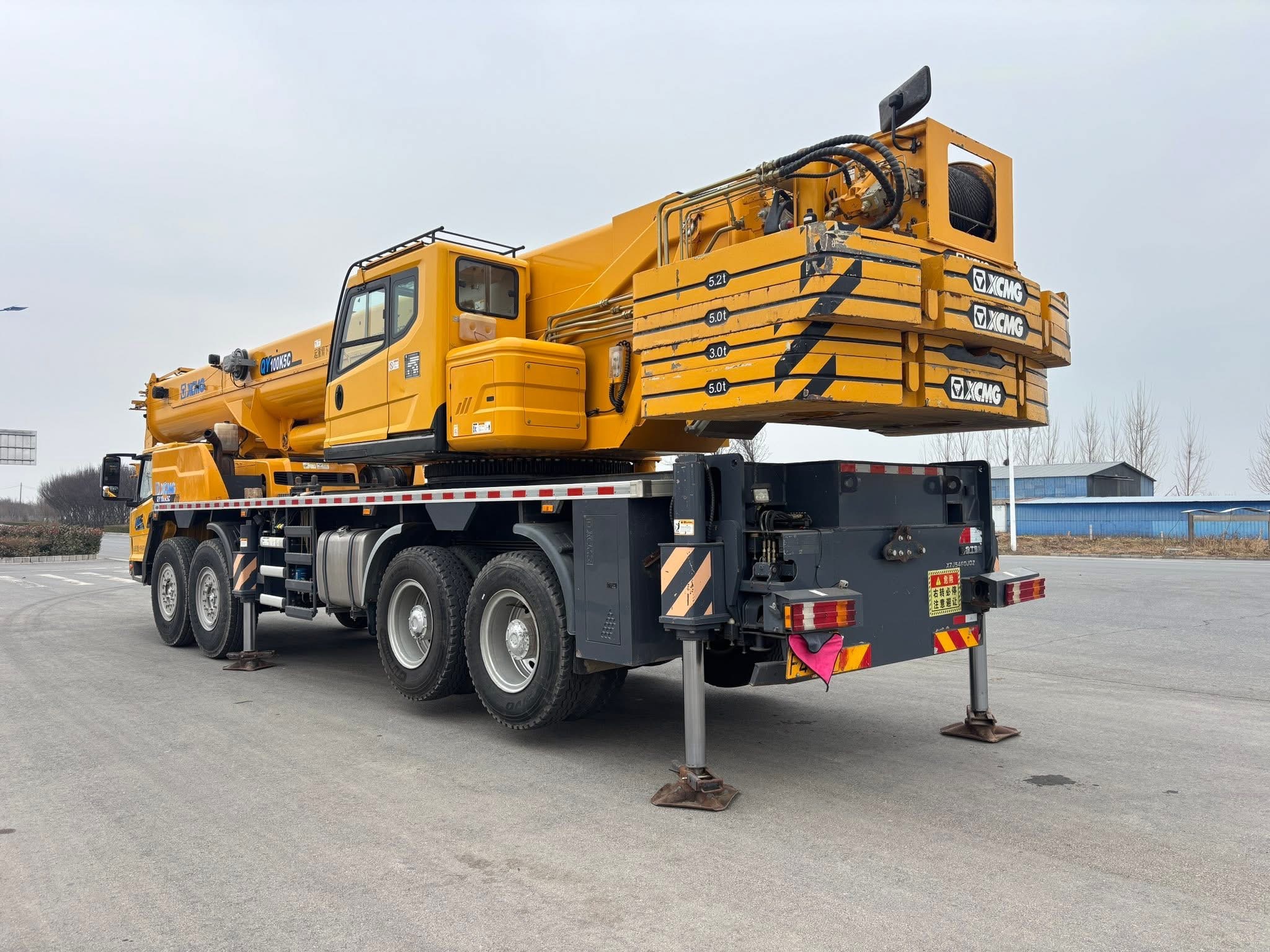 XCMG QY80K5D | Solution de levage fiable de 80 tonnes 1