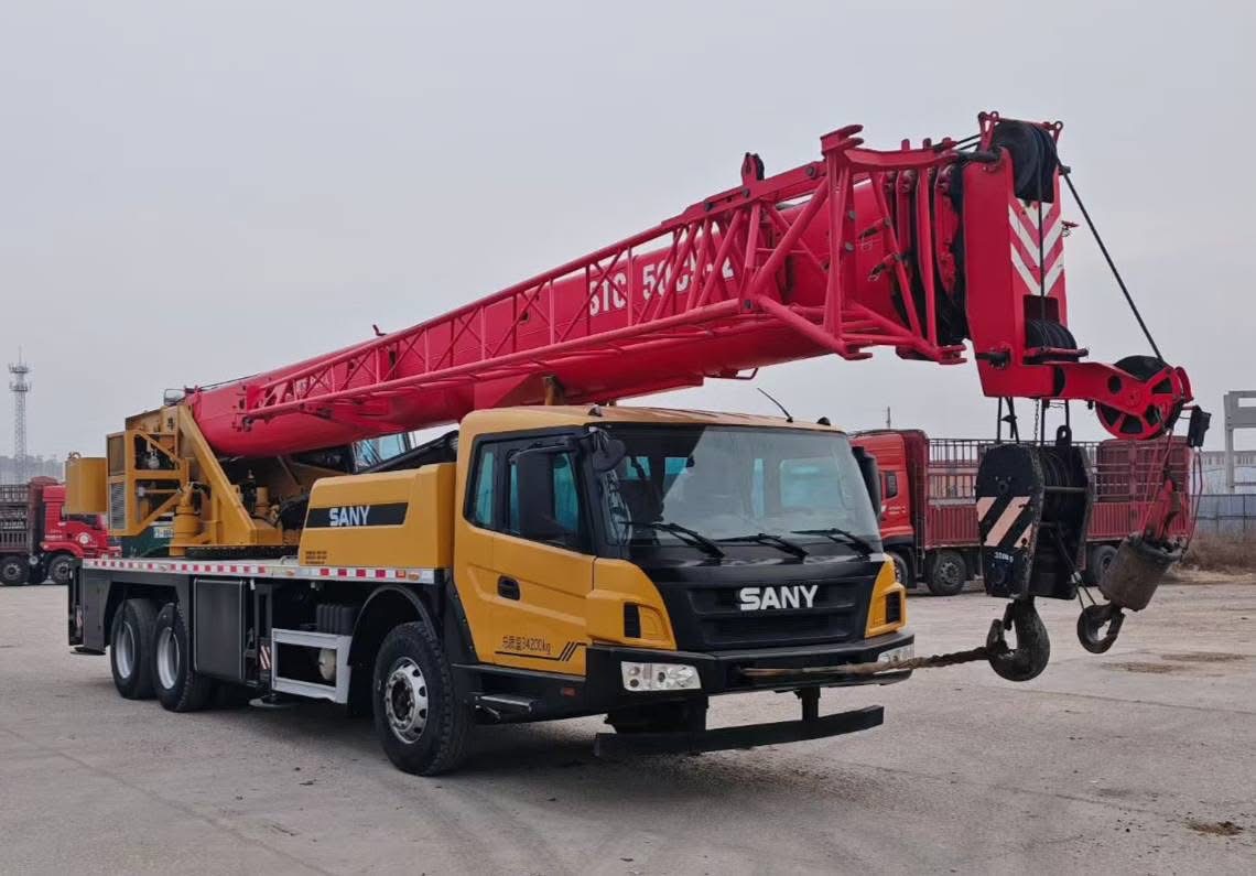 SANY STC250E : Solution de levage fiable et économique en carburant 5