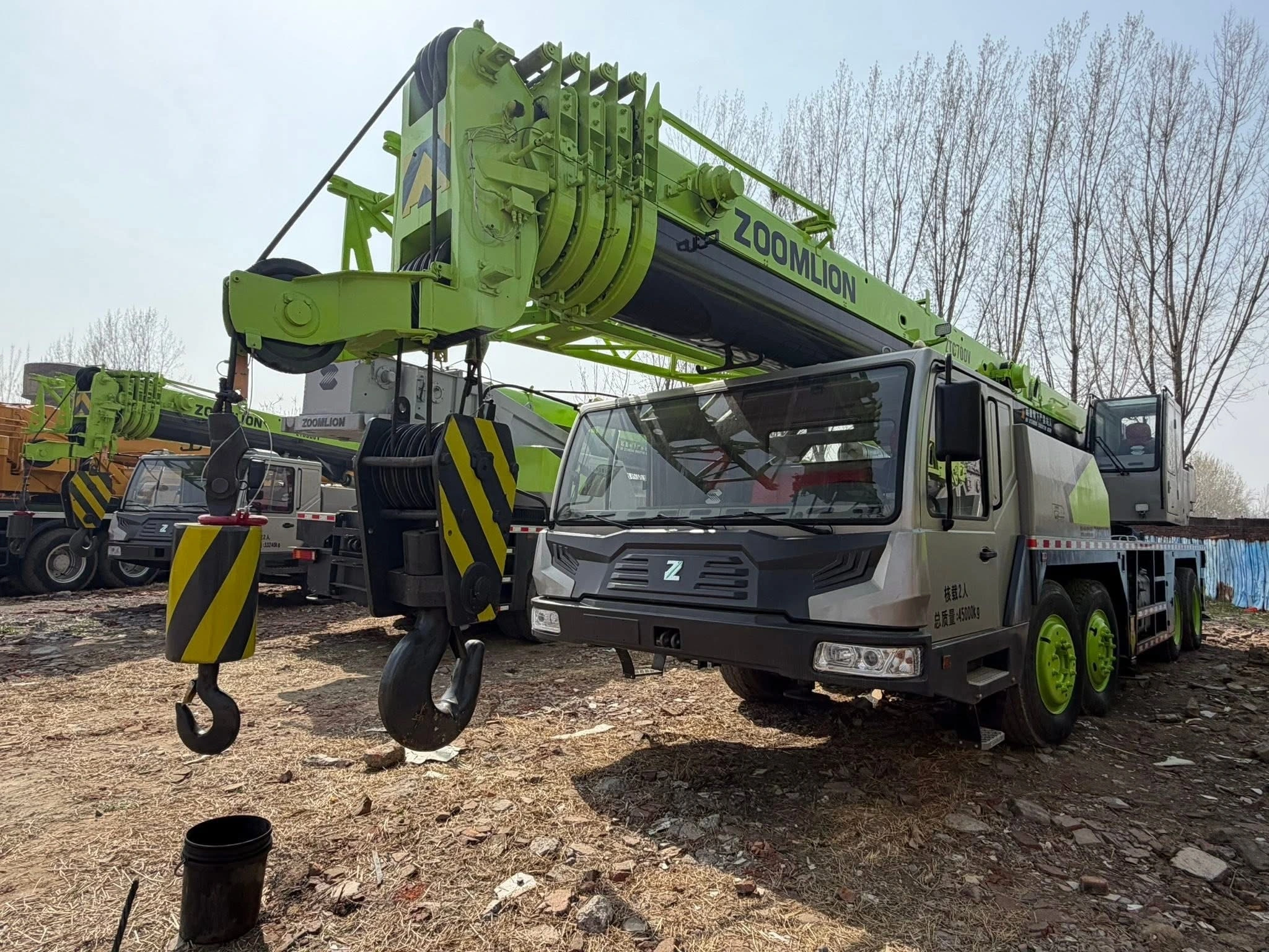 Seri Zoomlion ZTC700 | Derek Truk Berkinerja Tinggi 70 Ton 1