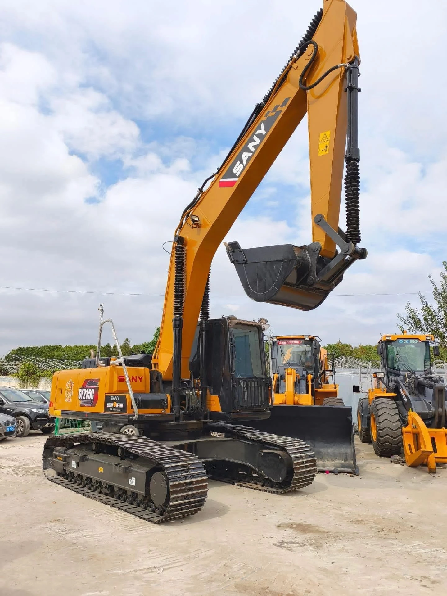 SANY SY215H/SY215W | Ekskavator Tahan Lama &amp; Hemat Bahan Bakar 1