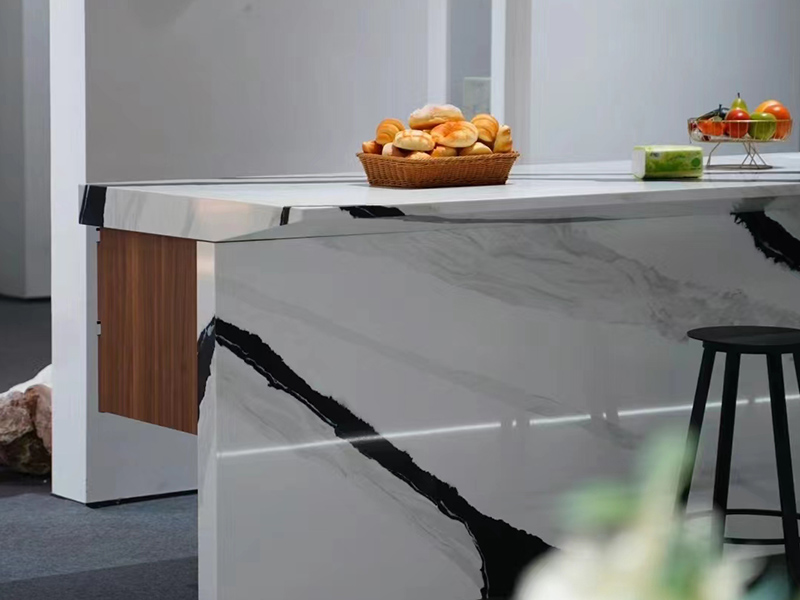 Partes superiores brancas da vaidade de quartzo da panda com o dissipador do retângulo para a decoração do banheiro 4