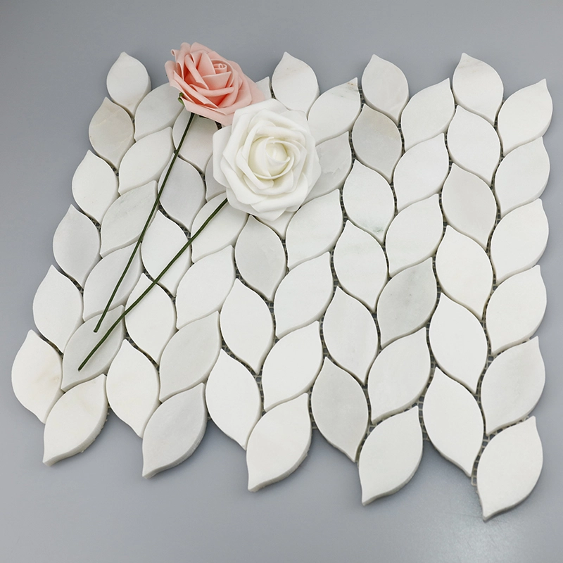 Patrón de mosaico con patrón de hojas de mármol blanco de Carrara para azulejos de cocina 1
