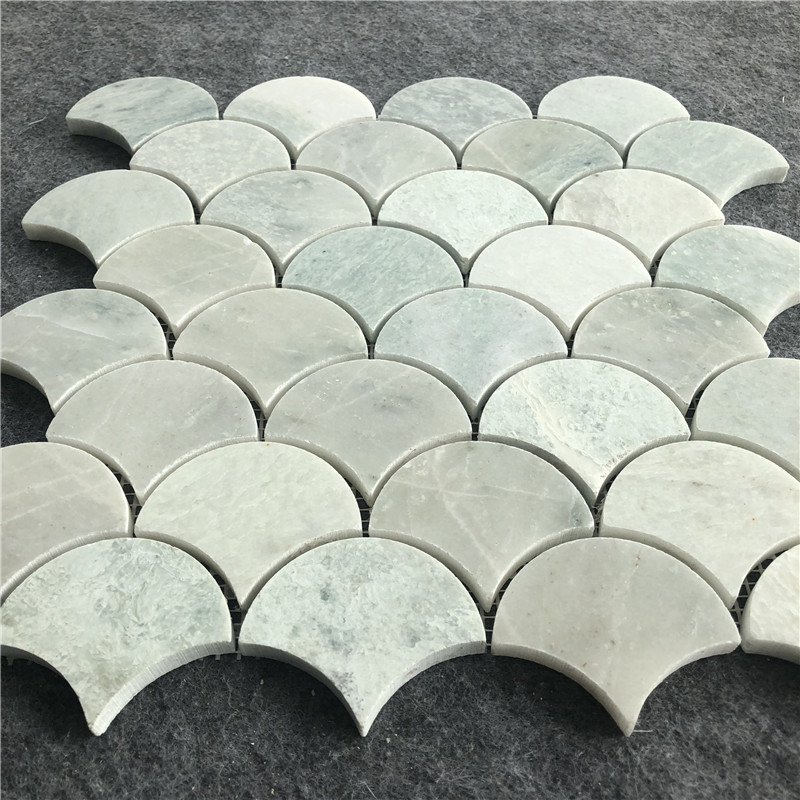 Patrón de mosaico de escamas de pez de mármol verde Ming para el diseño de protector contra salpicaduras de cocina casera 2