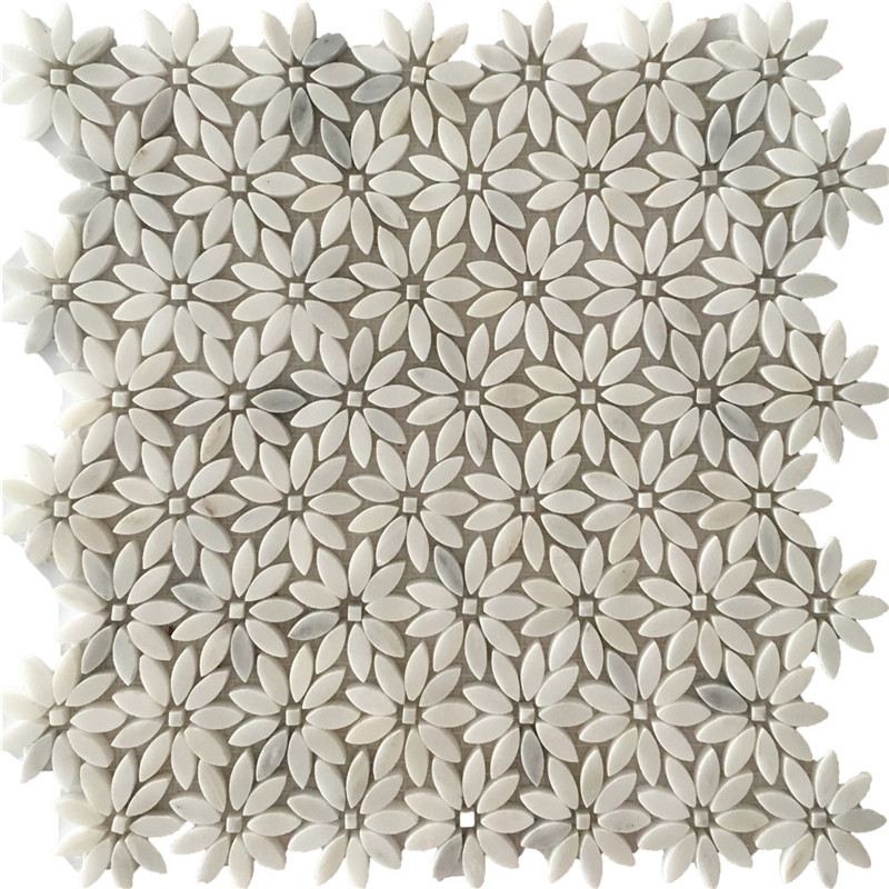 Marmormosaikfliese mit Blumenmuster in verschiedenen Farben für das Backsplash-Design der Wohnküche 3
