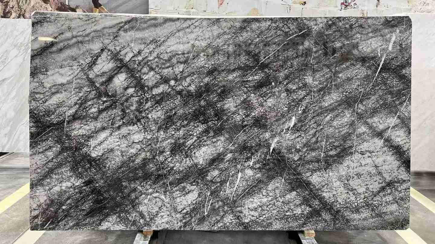 Surface polie par dalle de marbre de sapin argenté pour plan de travail de cuisine-1709966353809108 2