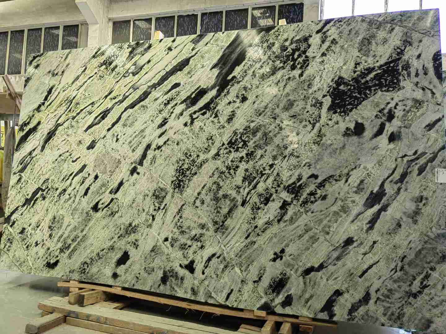 Grüner Jade-Marmor-China-Naturstein für Badezimmer-Waschtischplatte 6