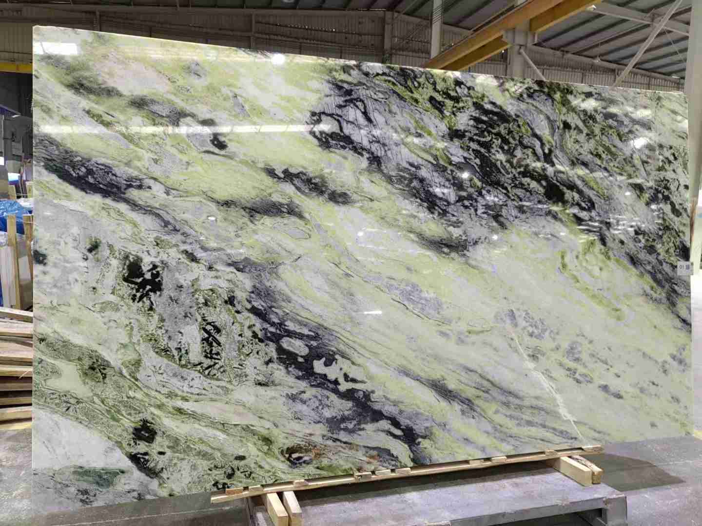 Grüner Jade-Marmor-China-Naturstein für Badezimmer-Waschtischplatte 8