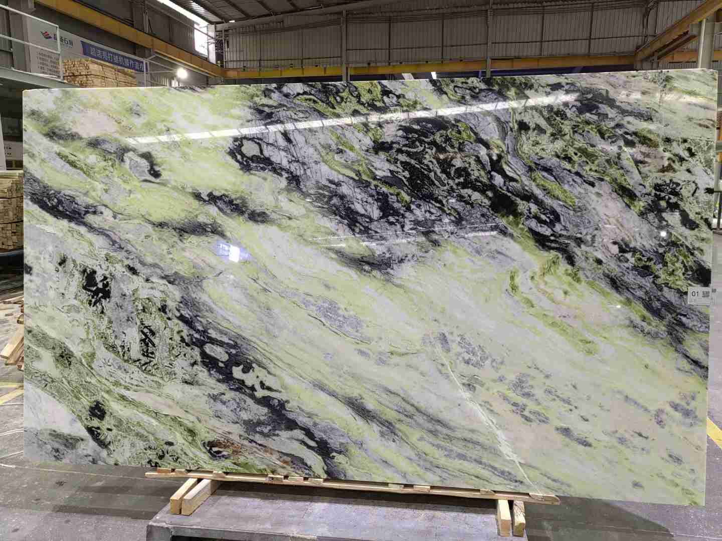 Grüner Jade-Marmor-China-Naturstein für Badezimmer-Waschtischplatte 5