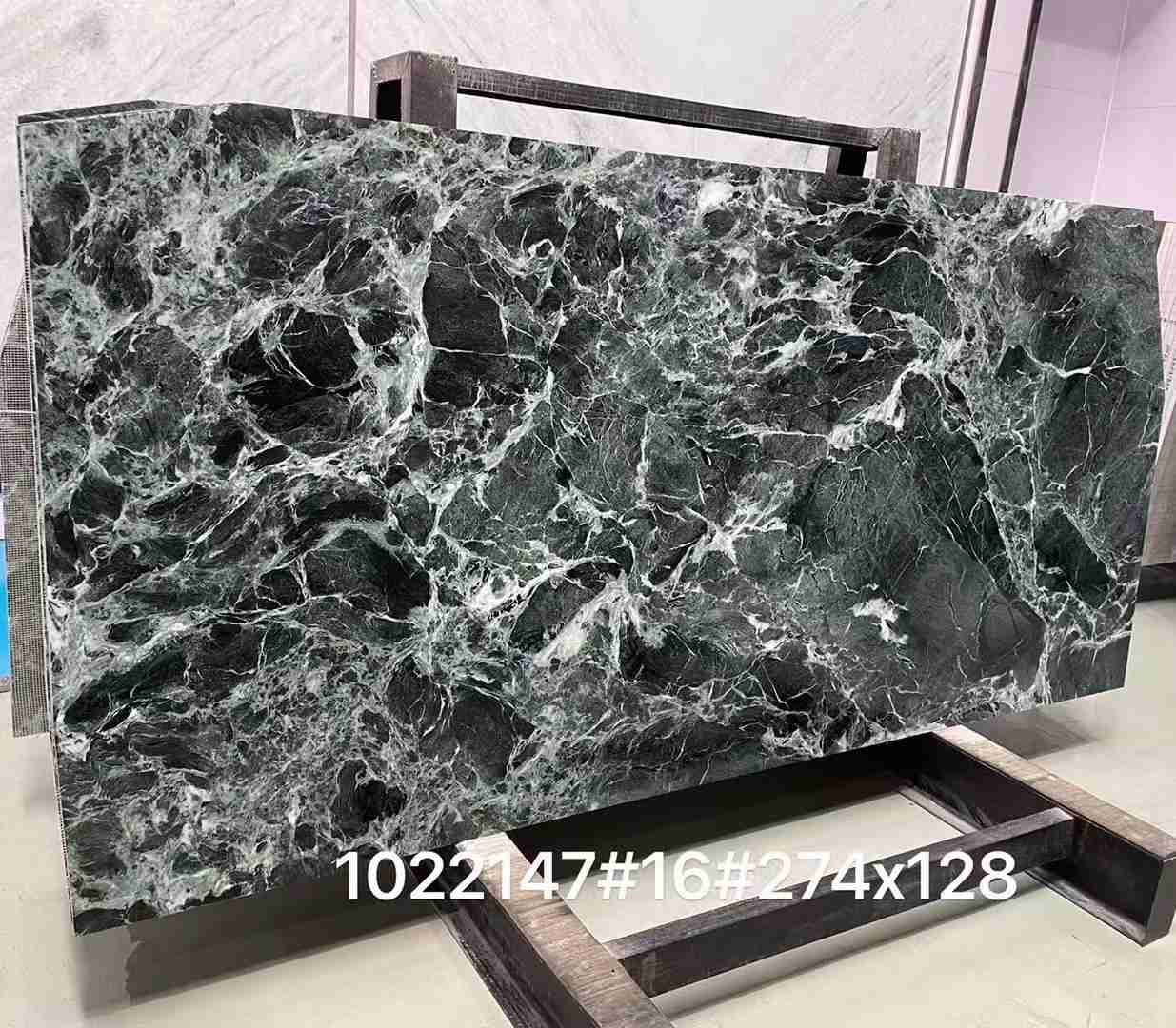 بلاطة الرخام الأخضر Verde Alpi لبلاط أرضيات الفنادق 2