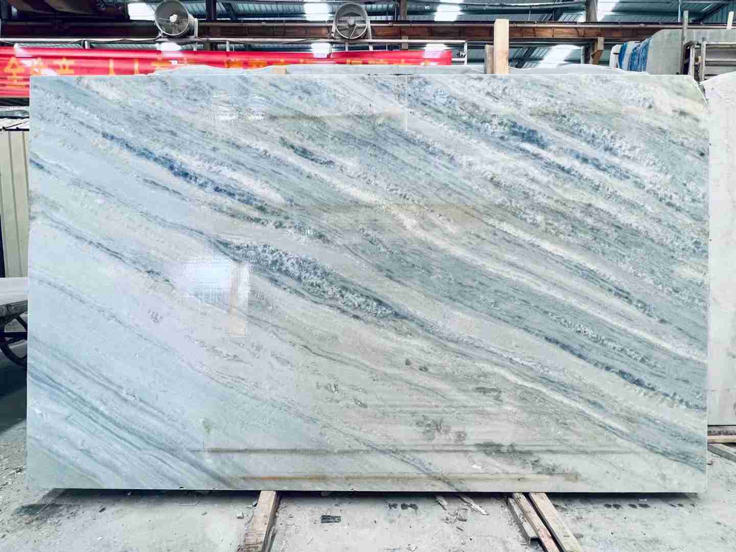 Dalle de marbre bleu céleste pour panneau mural 2