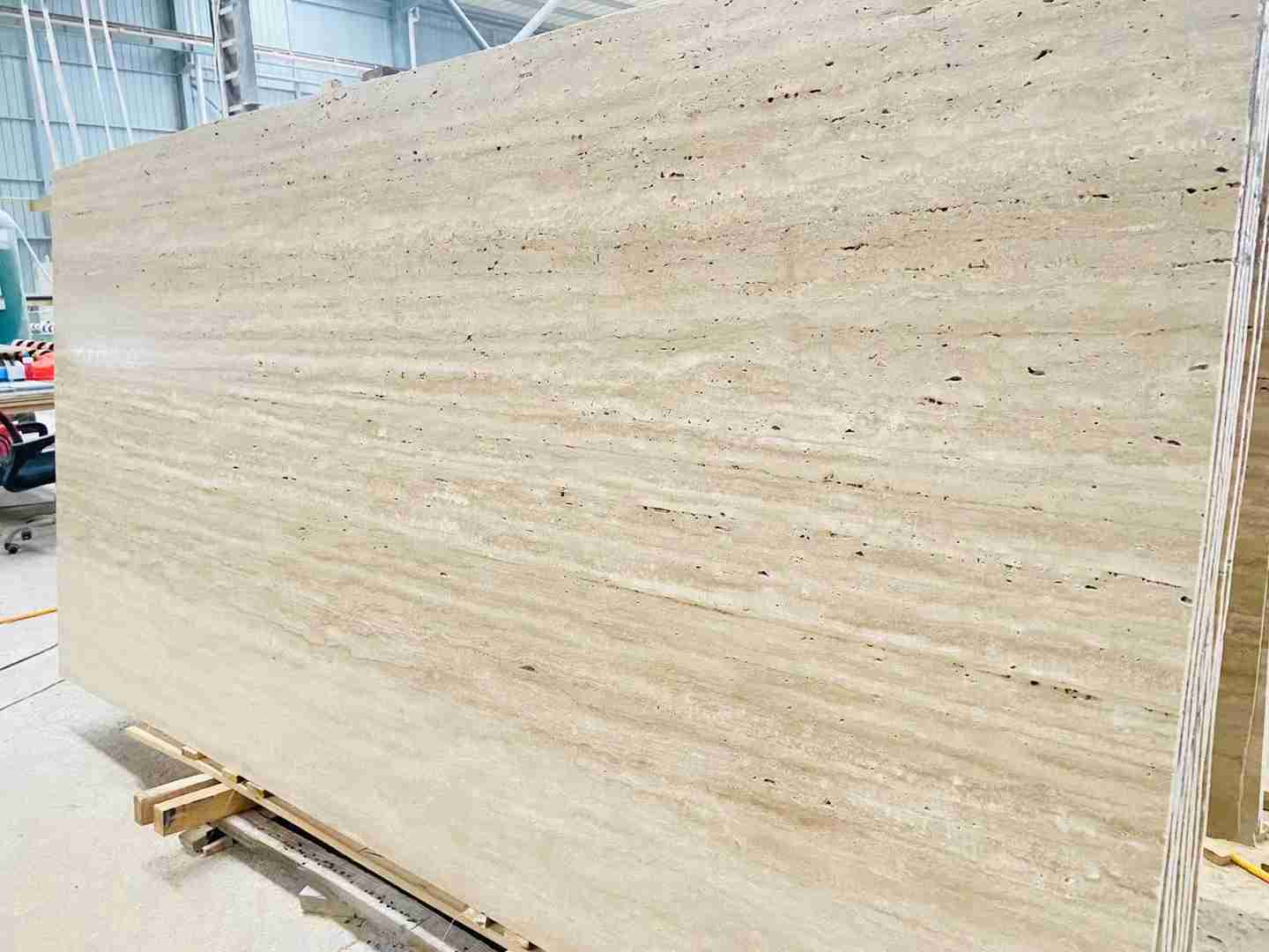Lastra di travertino bianco crema per piastrelle da parete 3