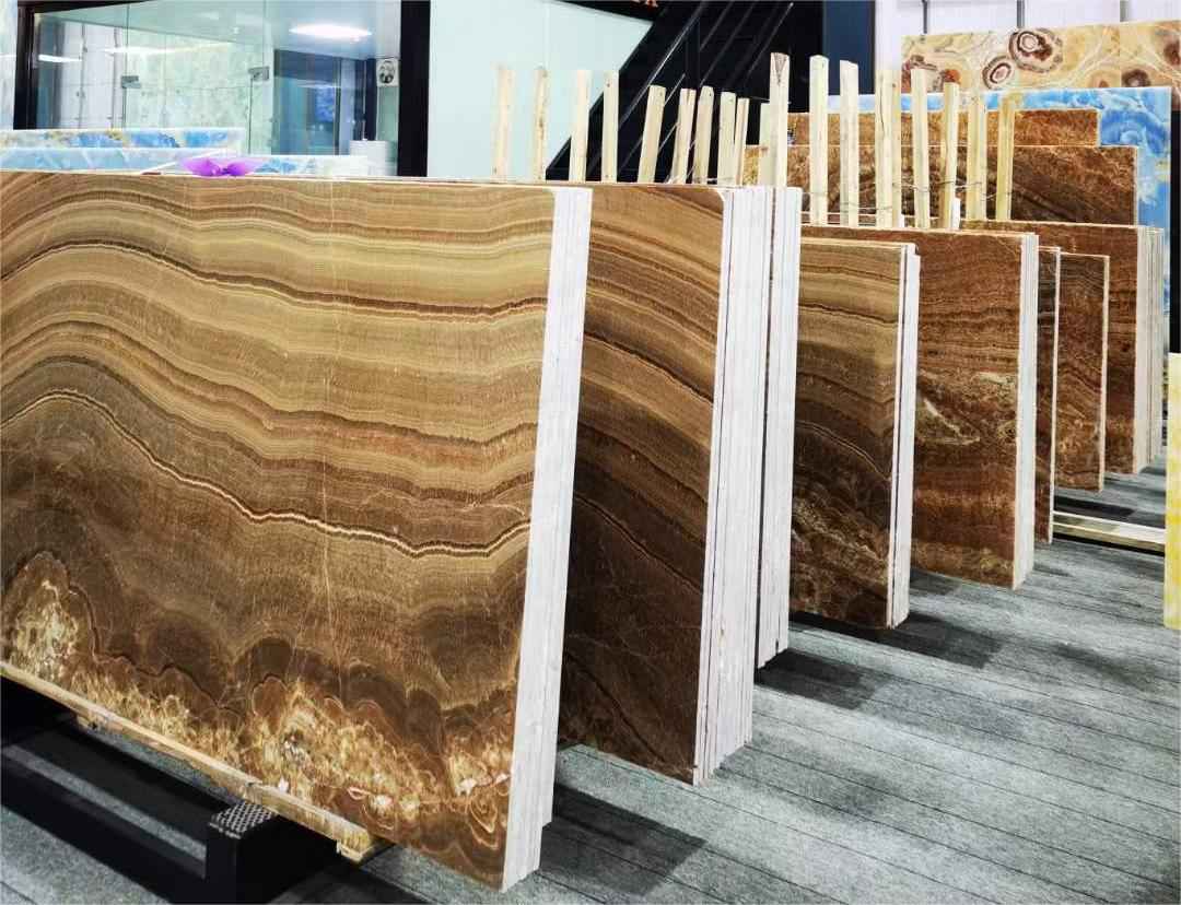Gelbe hölzerne Onyxplatte für Badezimmerwandfliesen 2