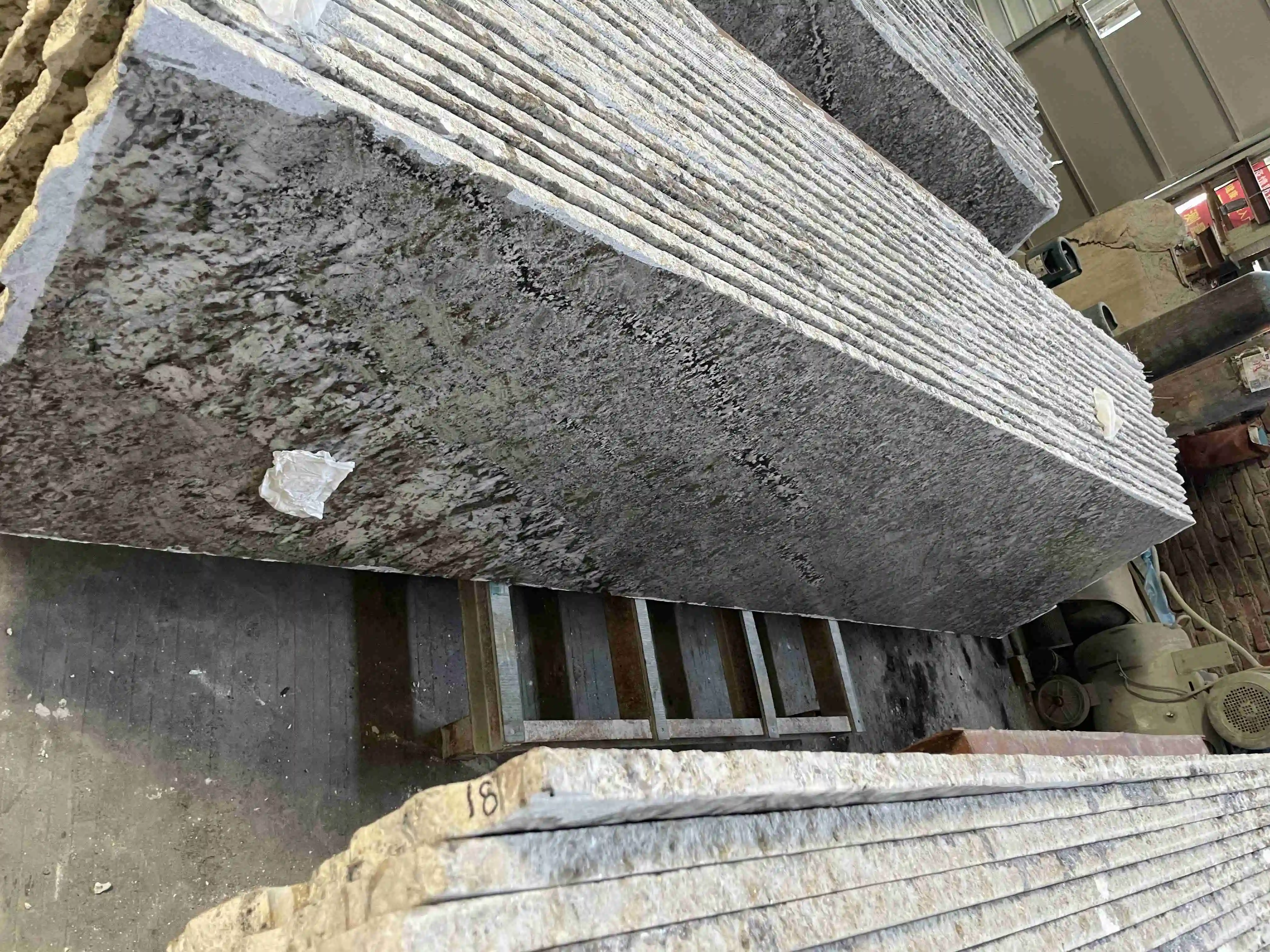 Kitchen Slab Granite Super Stone Manufacture 3