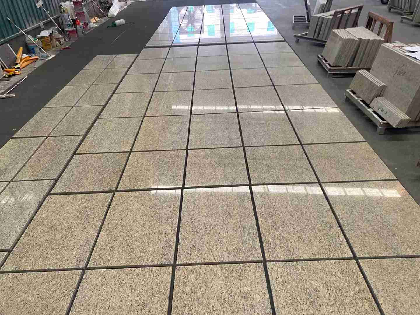 Amarello Gold Granite pour carrelage de jardin 1
