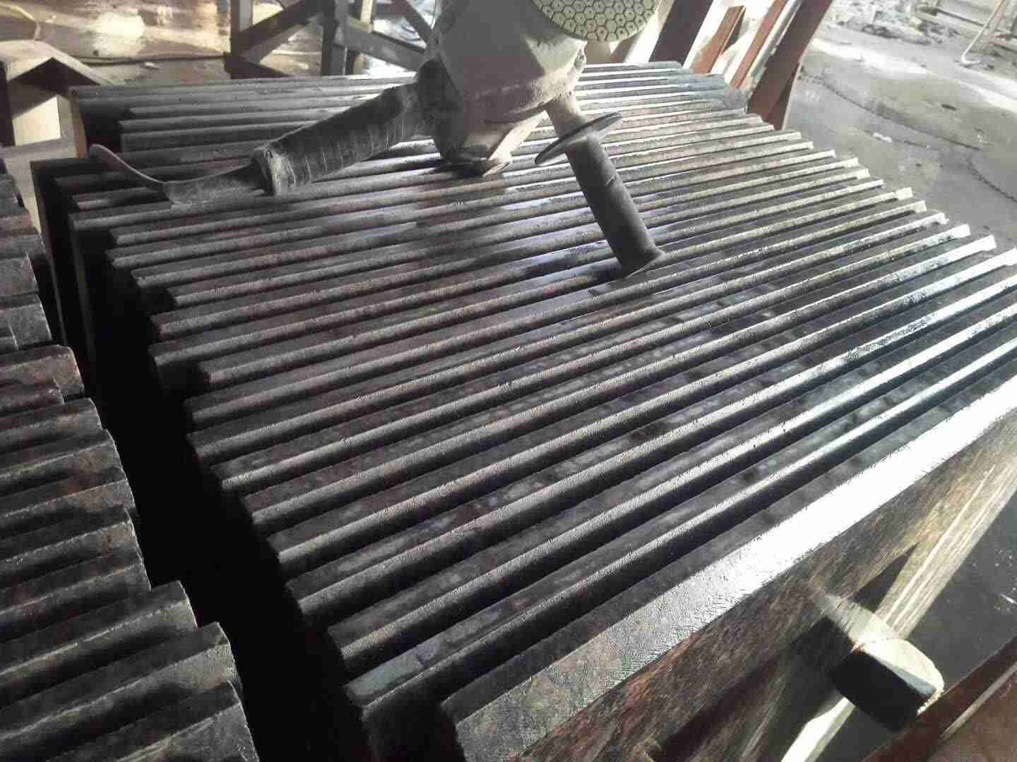 Carreaux de granit brun clair pour la décoration extérieure 3