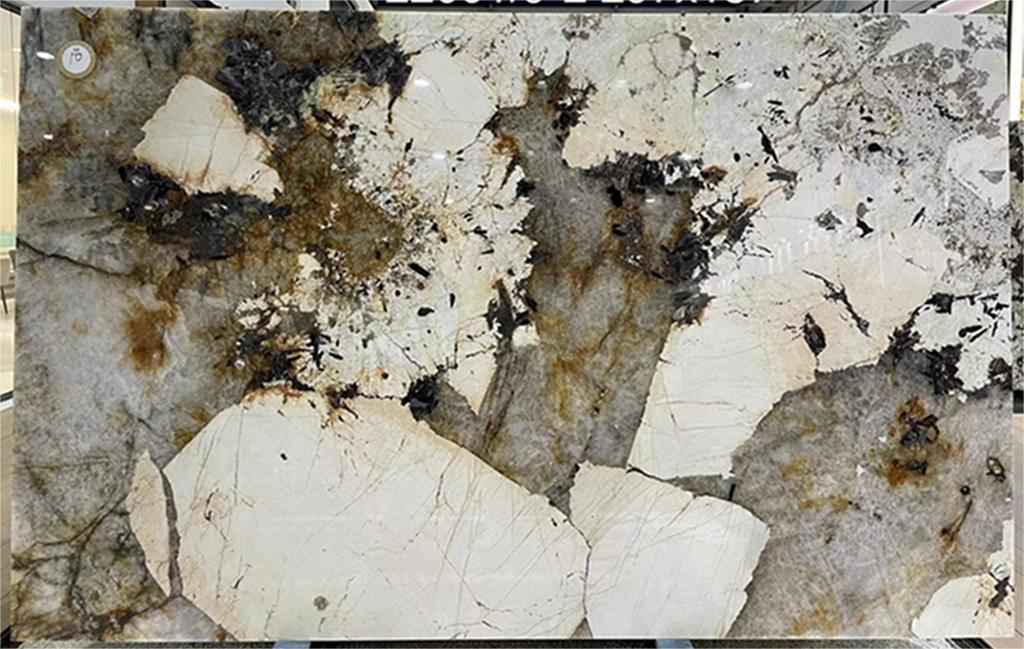 Granito Patagônia para fundo de parede 9