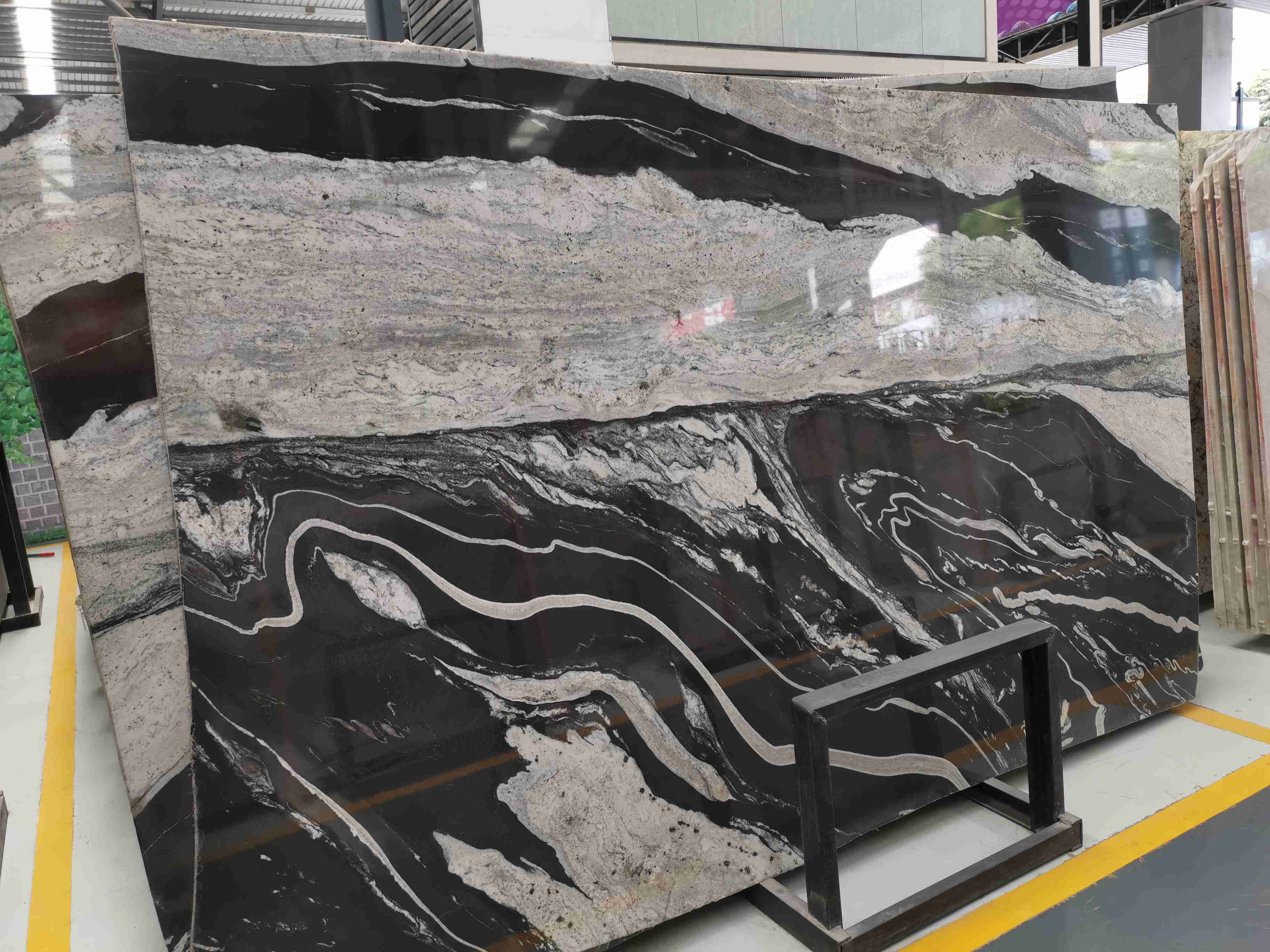 Dalle de quartzite de Copacabana pour dosseret de cuisine 2