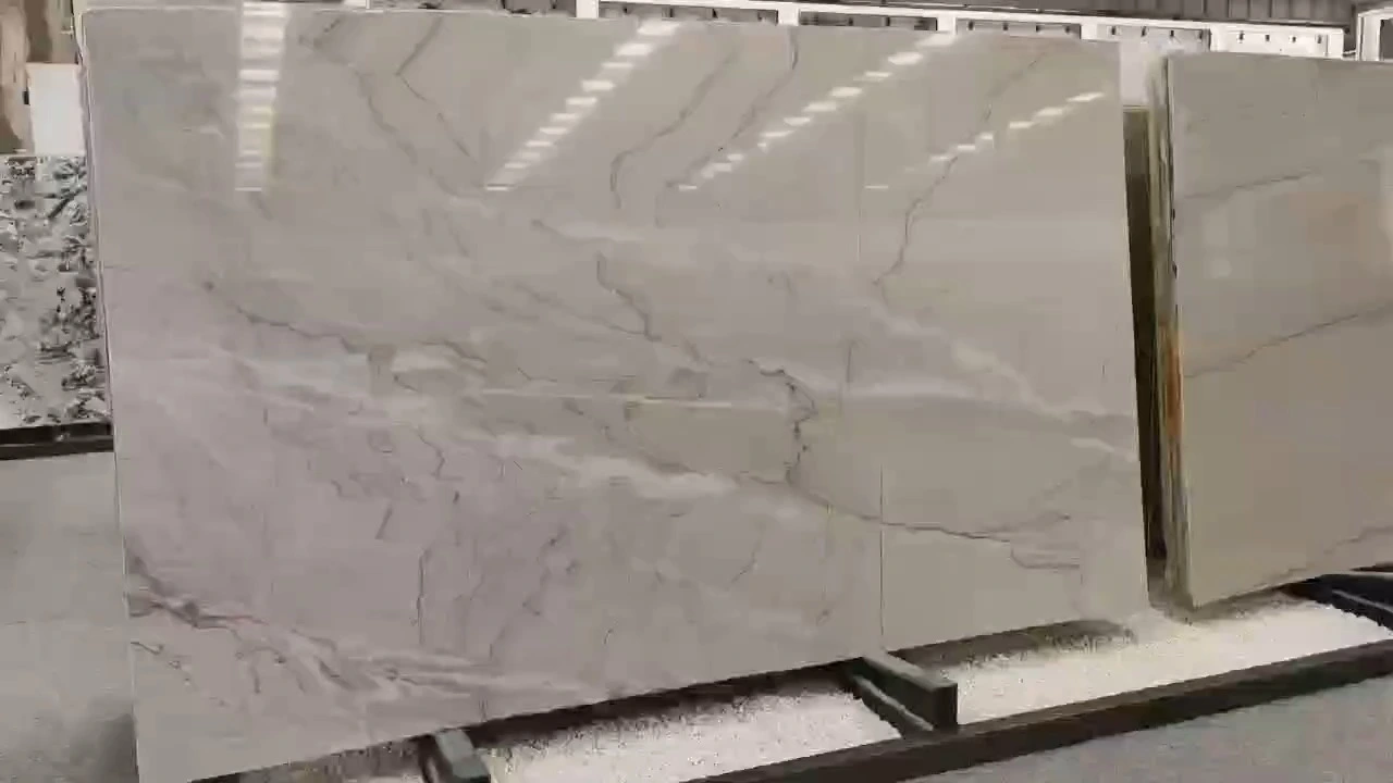 キッチンカウンタートップ用エベレスト珪岩スラブ 1