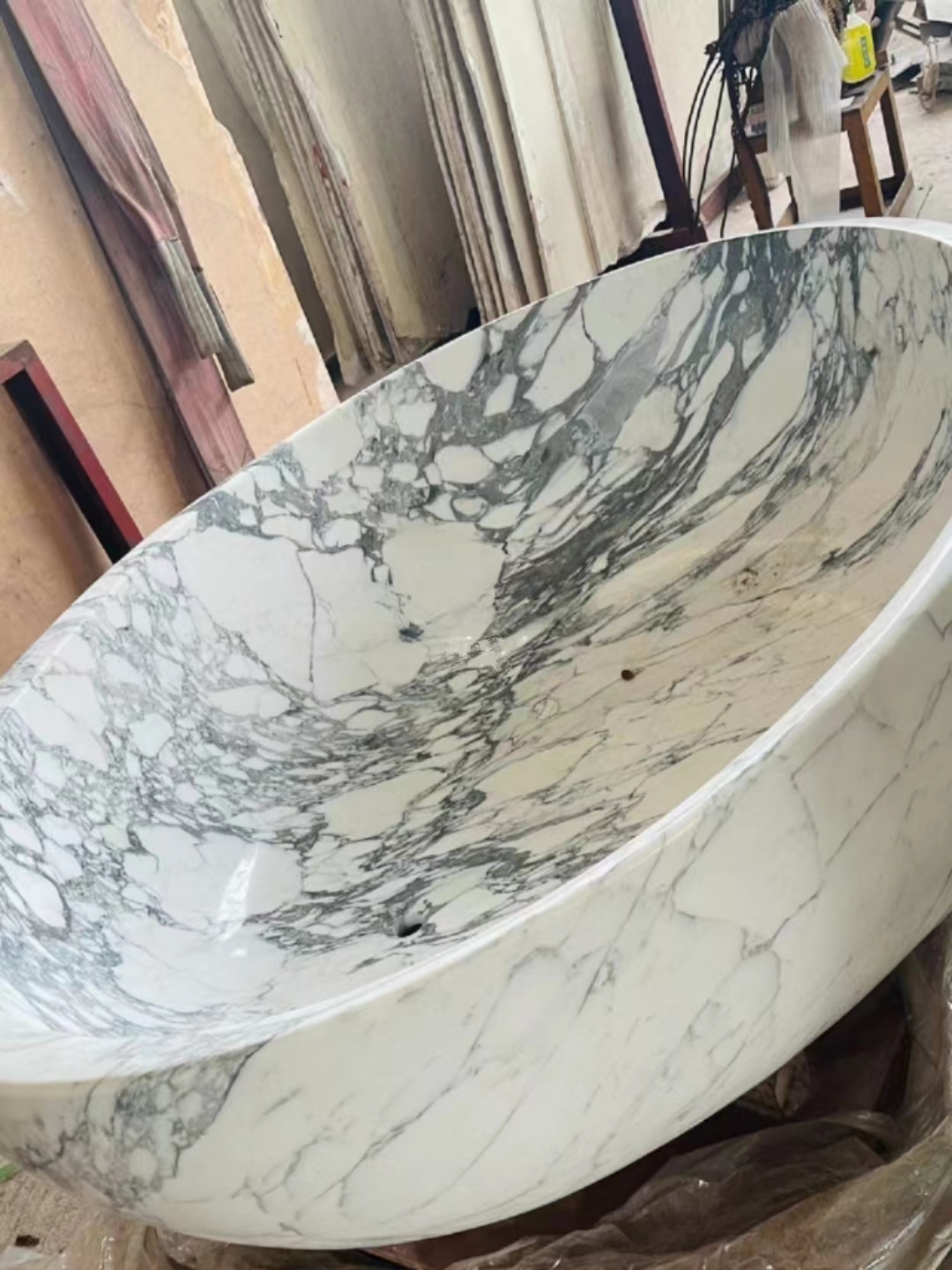 Vasca da bagno ovale in marmo bianco Arabescato corchia, vasca da bagno freestanding in massello, realizzata a mano e personalizzata 1