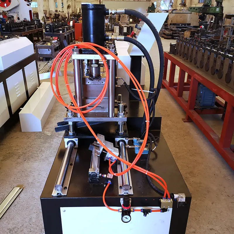 Liding Machine Z Purlin Machine for Factory - Construction Works  7