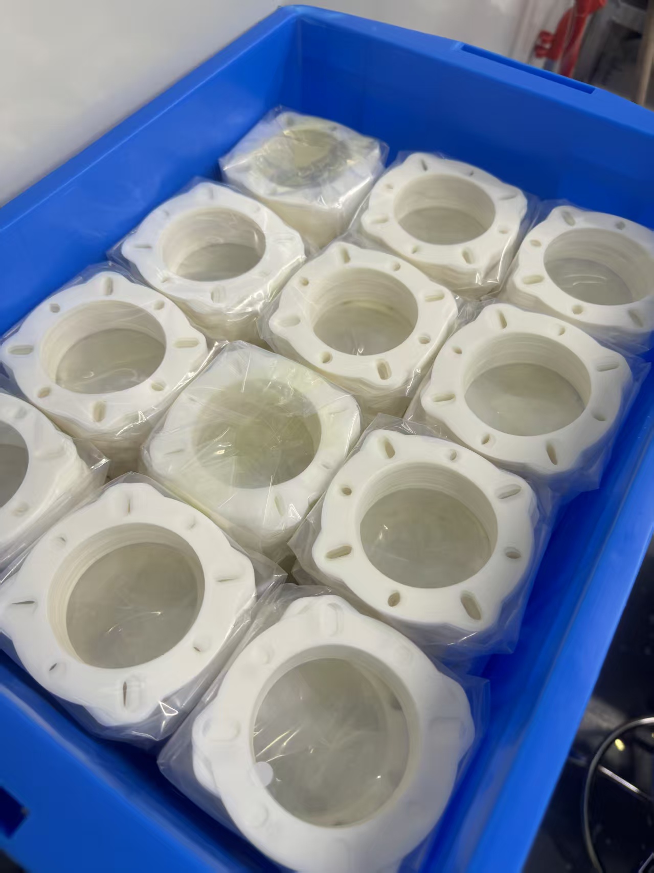 Özel 0.05mm kalınlıkta plastik şimler kırmızı mavi evcil hayvan film conta 1