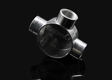 TOPELE 25MM Hot-Dipped Galvanized Aluminum  Malleable Iron Metal Conduit Junction Box 1
