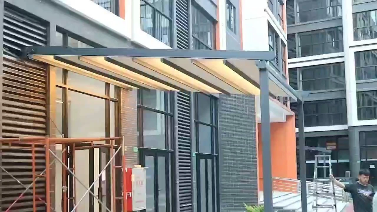 Toit en aluminium escamotable imperméable adapté aux besoins du client de pergola de PVC pour le parasol de saisons - LIHUE 1