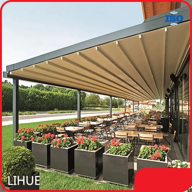 Aluminium Pergola with Adjustable Louvers by LIHUE 1