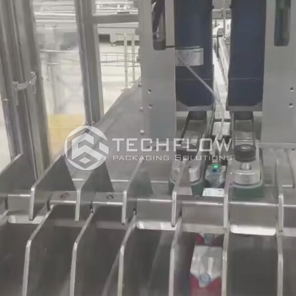 ล้อมรอบบริษัท Packer Techflow Pack 2