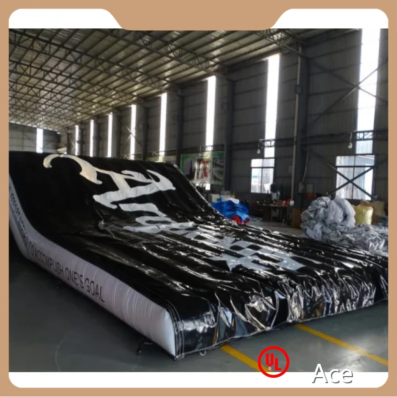 Custom High Quality Bike Airbag Inflatable Landing Airbag Ski Air Bag Sloped Jump Air Bag Mat 1