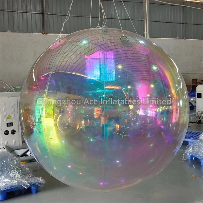 Maßgeschneiderte riesige, regenbogenfarbene, aufblasbare Spiegelkugel für Weihnachtsdekorationen 1