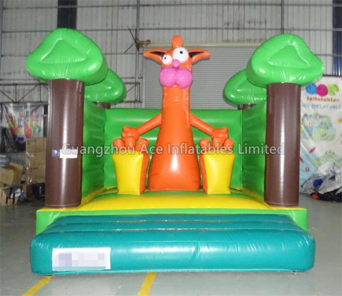Jungle Bounce House : Château gonflable gonflable de vente chaude pour les enfants 1