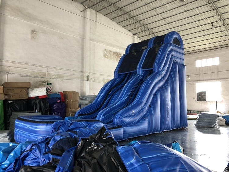 18FT Single Lane Blue Crush With Hump 1