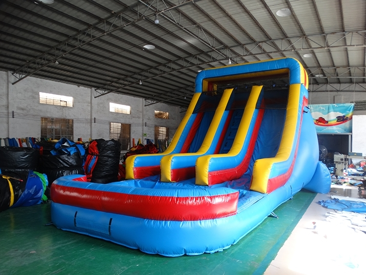 15Ft splash slide 1