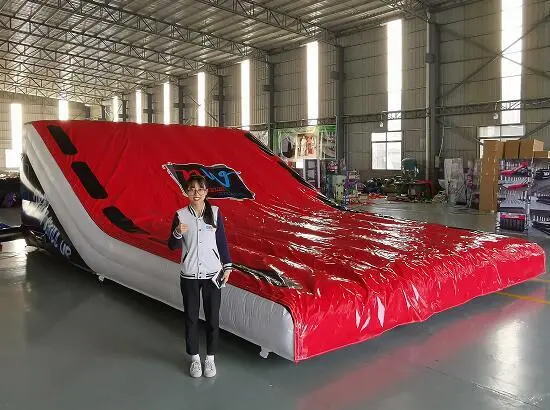 8x5.5x2.5m Inflatable Airbag Landing 1