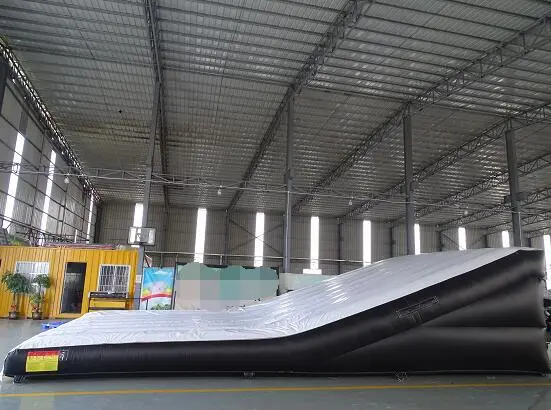 10x6x2.5m Bike Landing 1