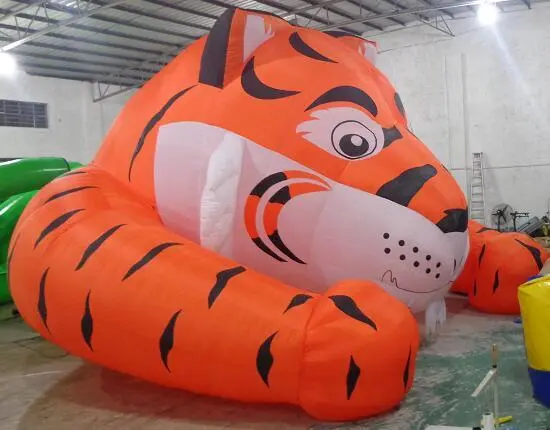 Inflatable Tiger Head 1