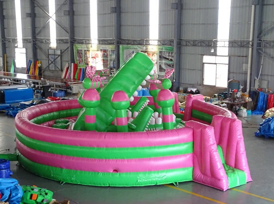Crocodile Inflatable Ball Pond 1